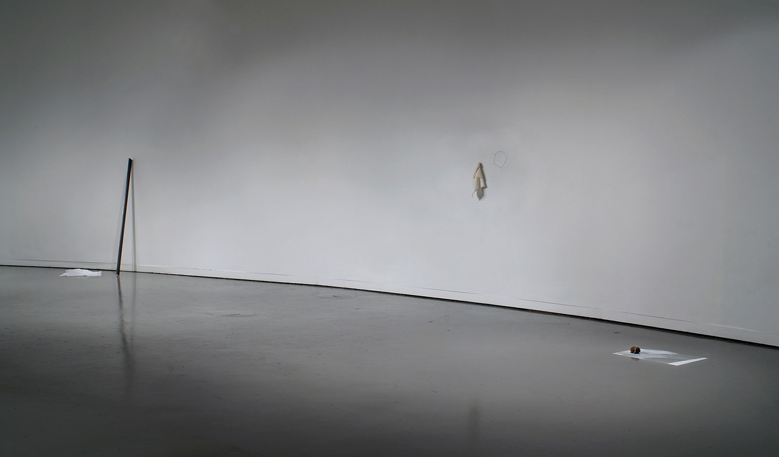 Akira Yoshikawa, the way of now (installation detail), 2008.
